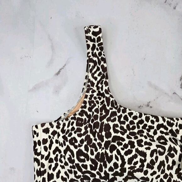 J Crew Swim Top 2X 3X Leopard One Shoulder Scoop Neck Bikini Padded BF203 - Picture 2 of 11